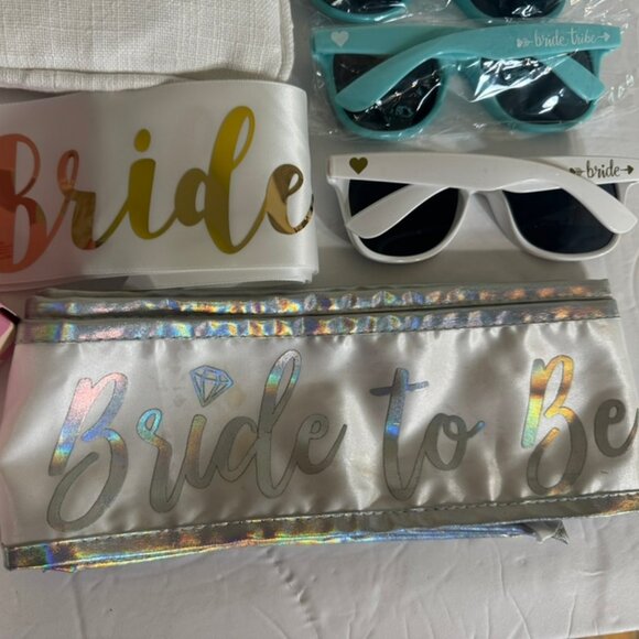 NWT Wedding & Bridal Bachelorette Set -Sunglasses, Sashes, Confetti and More - Picture 7 of 9